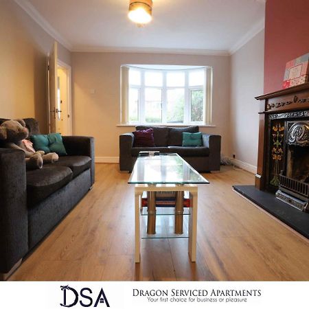 Solihull/Nec/Airport 3 Bedroom Semi-Detached House Birmingham Bagian luar foto