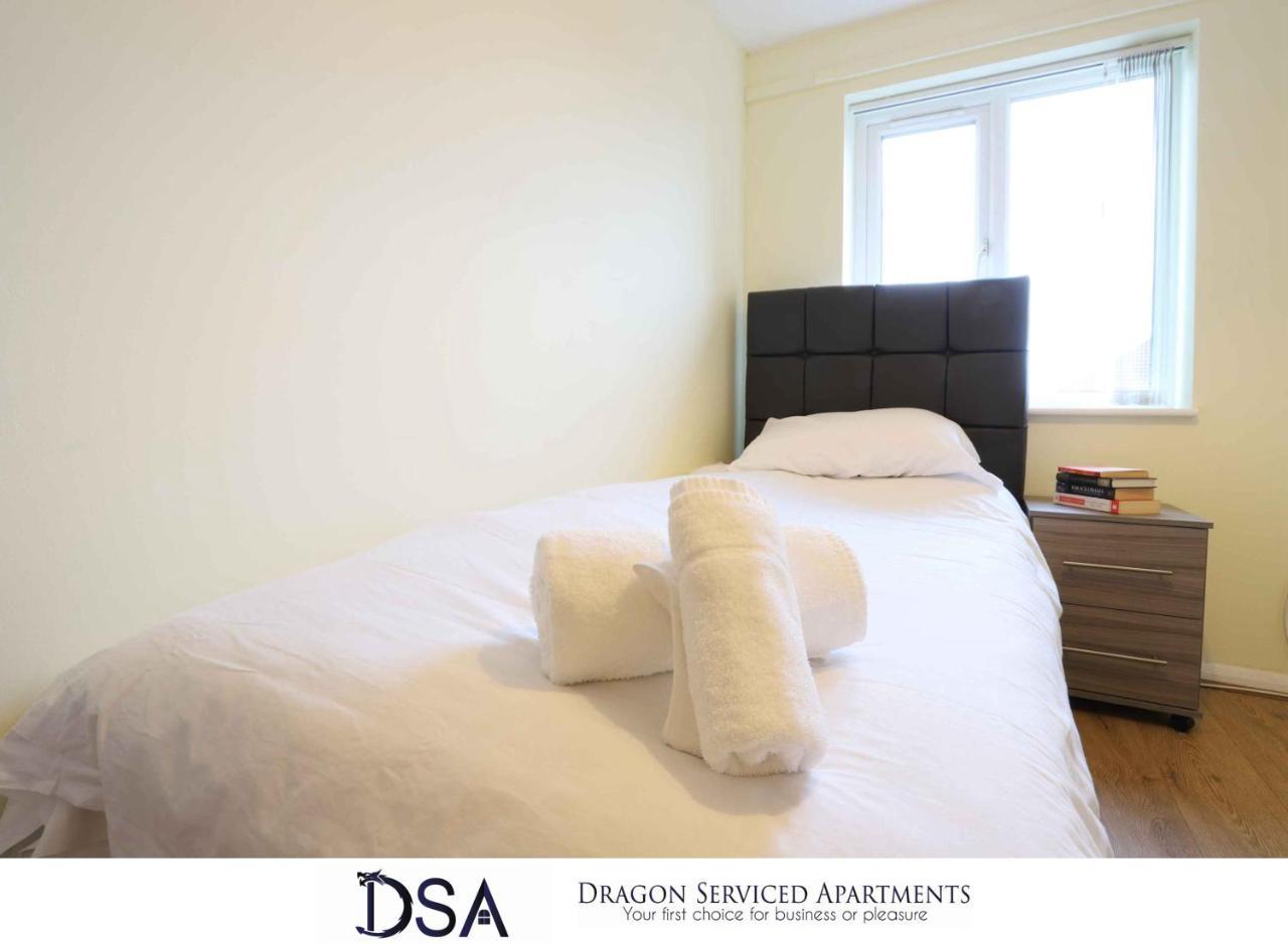 Solihull/Nec/Airport 3 Bedroom Semi-Detached House Birmingham Bagian luar foto